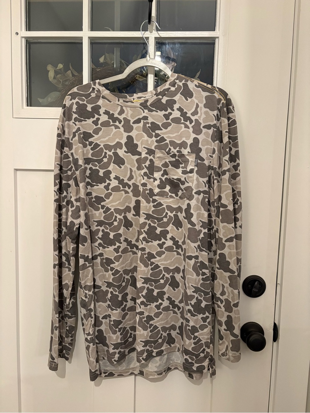 Men's Long Sleeve Camo Pocket Tee - Gray/Tan